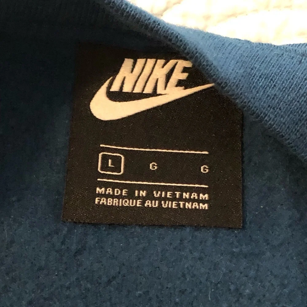 Nike Icon Clash All Over Print sweatshirt. Size large.